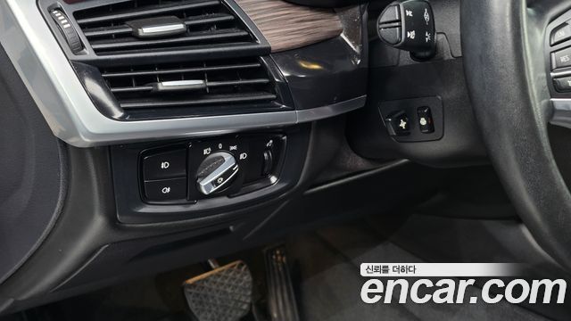 BMW X5 2017 — photo 19