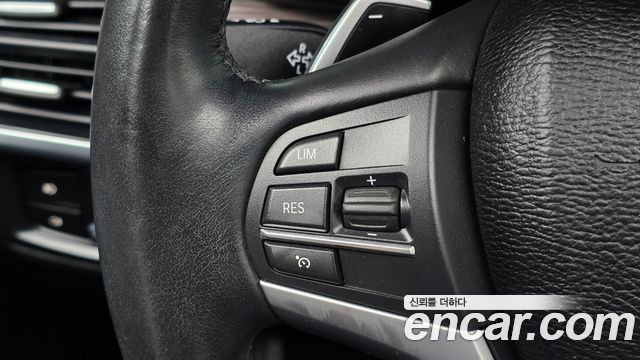 BMW X5 2017 — photo 21