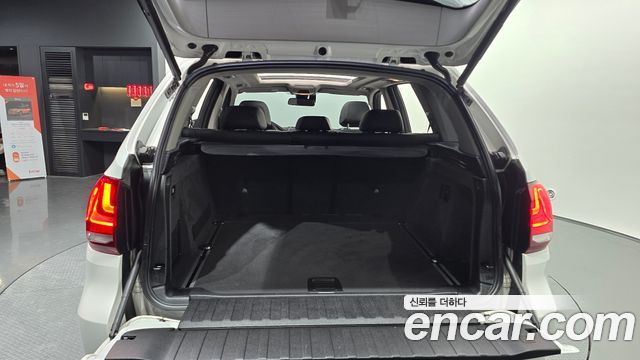 BMW X5 2017 — photo 30
