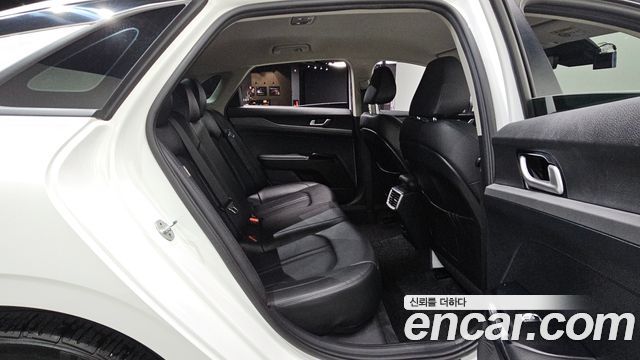 Kia K5 2021 — photo 18