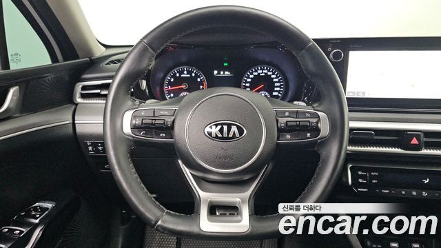 Kia K5 2021 — photo 23