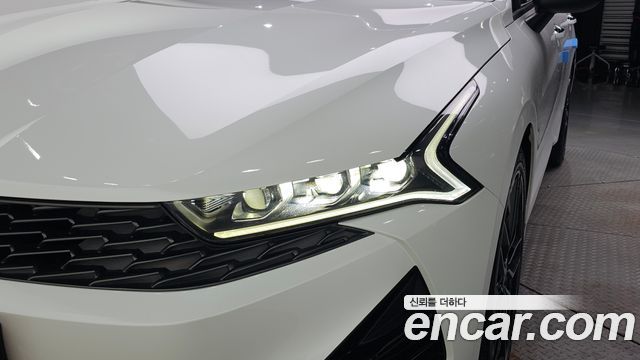 Kia K5 2021 — photo 8