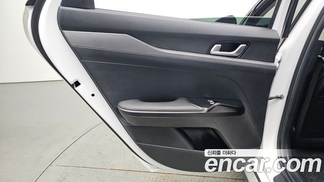 Kia K5 2021 — photo 15