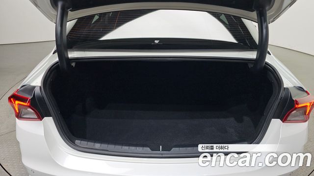 Kia K5 2021 — photo 30
