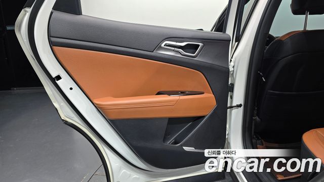 Kia Sportage 2023 — photo 15