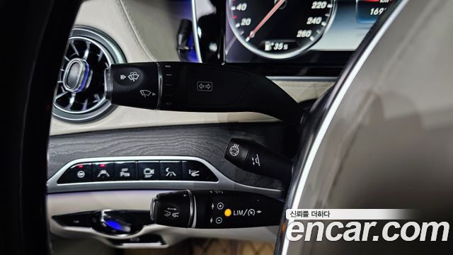 Mercedes-Benz S-Class 2015 — photo 14