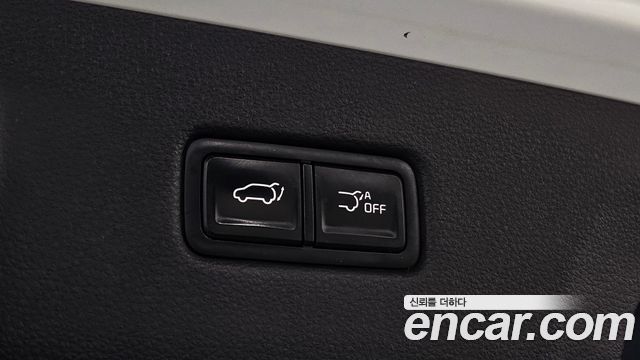 Kia Canival 2021 — photo 36