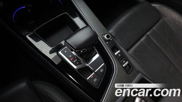 Audi A5 2023 — photo 12