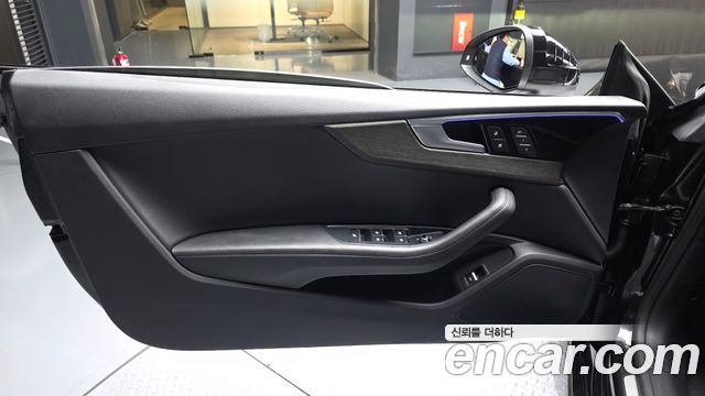 Audi A5 2023 — photo 14