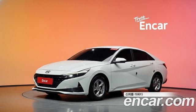 Hyundai AVANTE 2022 — photo 1