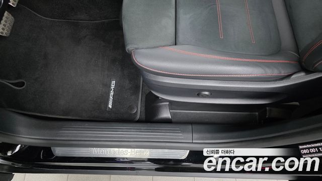 Mercedes-Benz GLB-Class 2024 — photo 31