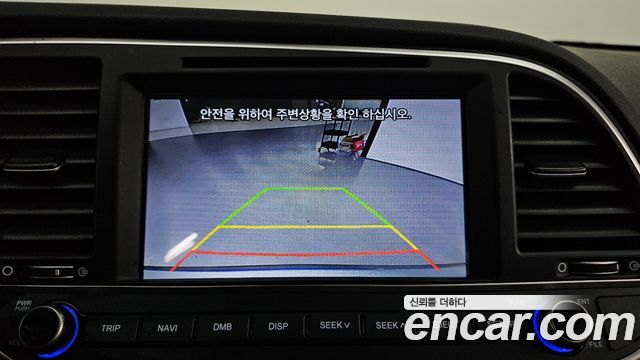 Hyundai AVANTE 2016 — photo 21