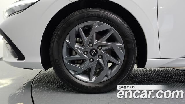 Hyundai AVANTE 2024 — photo 5