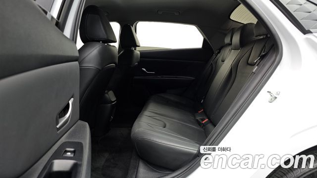 Hyundai AVANTE 2024 — photo 17