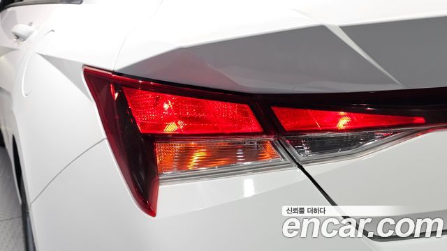 Hyundai AVANTE 2024 — photo 9