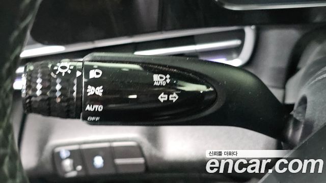 Hyundai AVANTE 2024 — photo 28