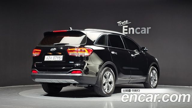Kia Sorento 2016 — photo 2