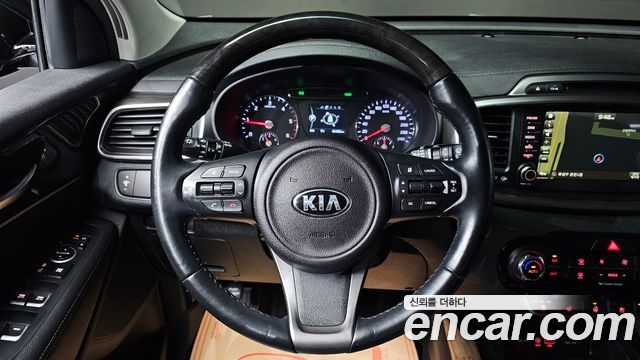 Kia Sorento 2016 — photo 14