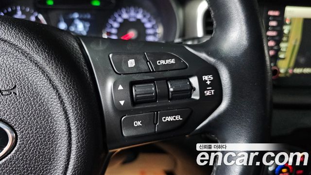 Kia Sorento 2016 — photo 17