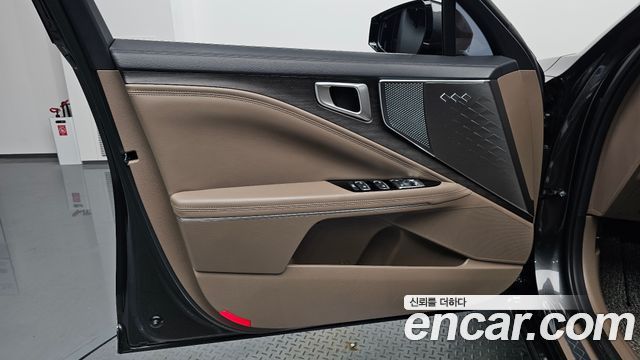 Kia K8 2023 — photo 14