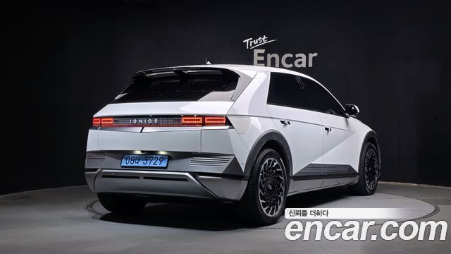 Hyundai Ioniq5 2023 — photo 2