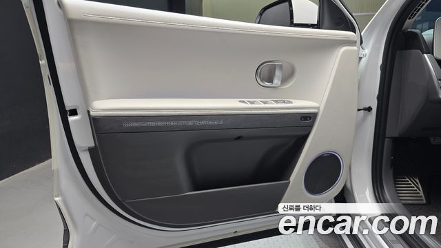 Hyundai Ioniq5 2023 — photo 14