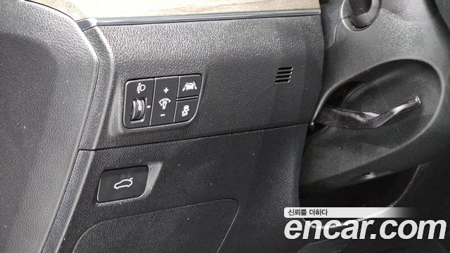Kia K5 2023 — photo 19