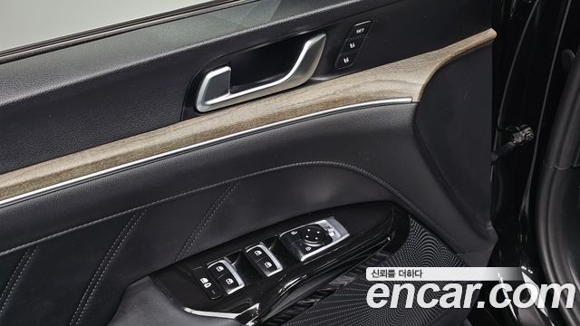 Kia K5 2023 — photo 26