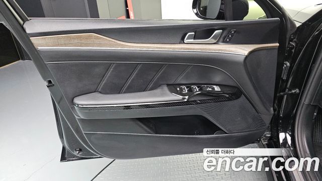 Kia K5 2023 — photo 14