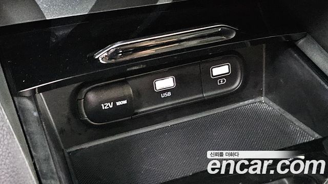 Kia K5 2023 — photo 30