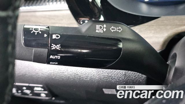 Kia K5 2023 — photo 31