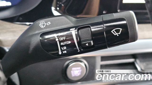 Kia K5 2023 — photo 32