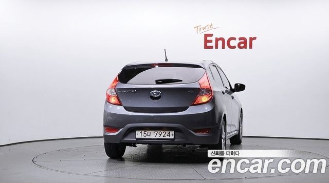 Hyundai Accent 2016 — photo 4