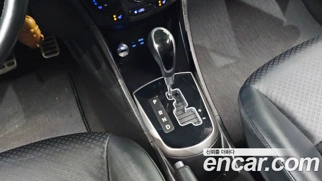 Hyundai Accent 2016 — photo 12
