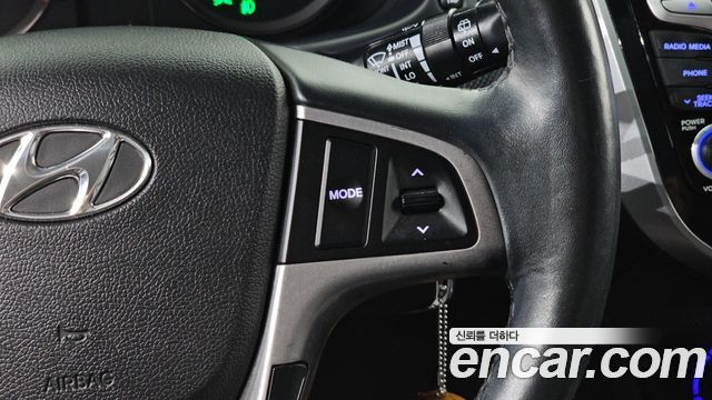 Hyundai Accent 2016 — photo 20