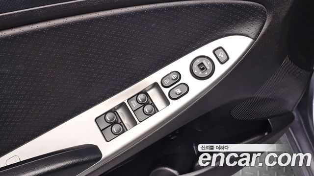 Hyundai Accent 2016 — photo 26