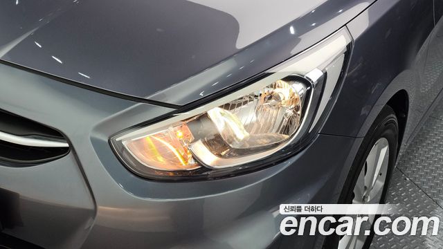 Hyundai Accent 2016 — photo 8
