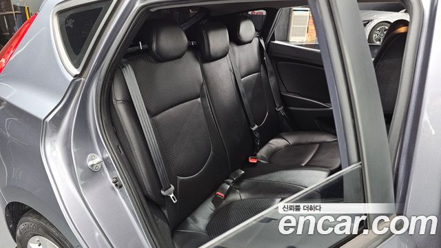 Hyundai Accent 2016 — photo 16