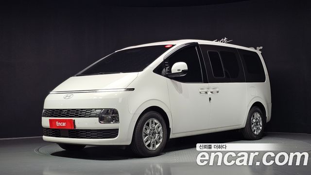 Hyundai Staria 2026 — photo 1