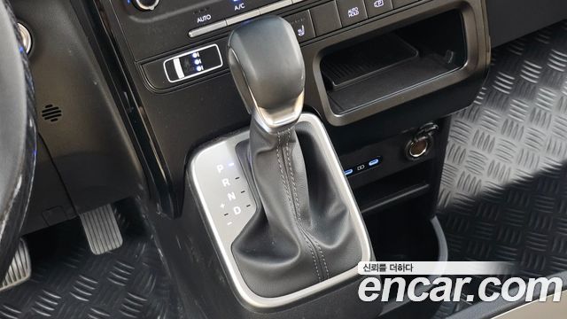 Hyundai Staria 2026 — photo 12