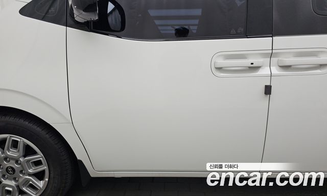 Hyundai Staria 2026 — photo 17