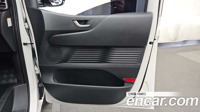 Hyundai Staria 2026 — photo 15
