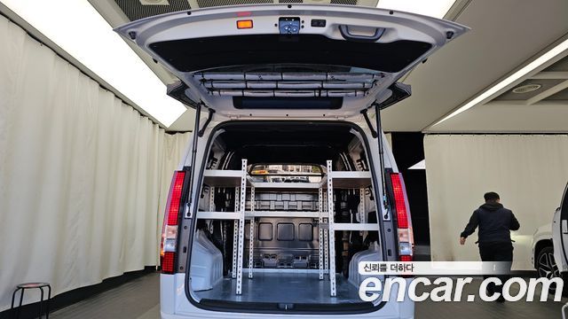 Hyundai Staria 2026 — photo 27