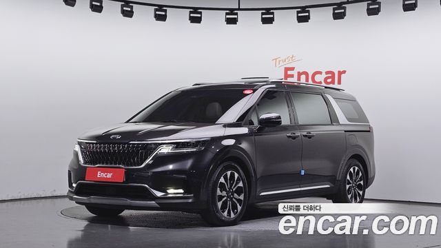 Kia Canival 2021 — photo 1