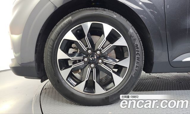 Kia Canival 2021 — photo 5