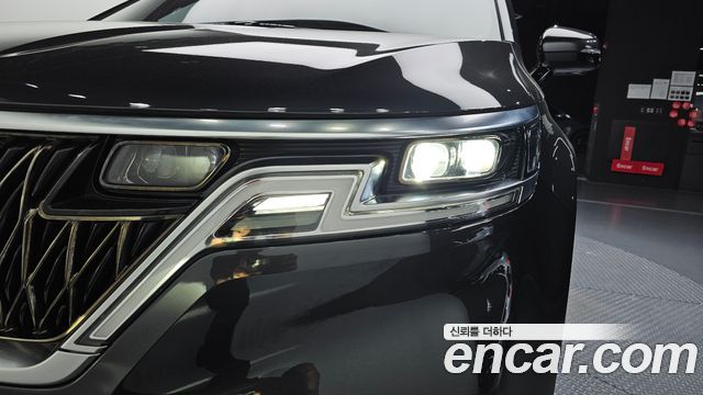 Kia Canival 2021 — photo 8
