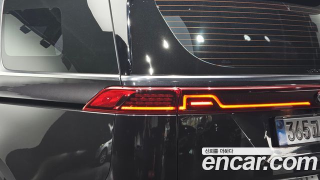 Kia Canival 2021 — photo 9