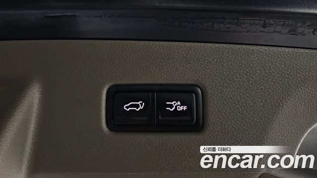 Kia Canival 2021 — photo 27