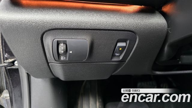 Renault Korea SM6 2019 — photo 23