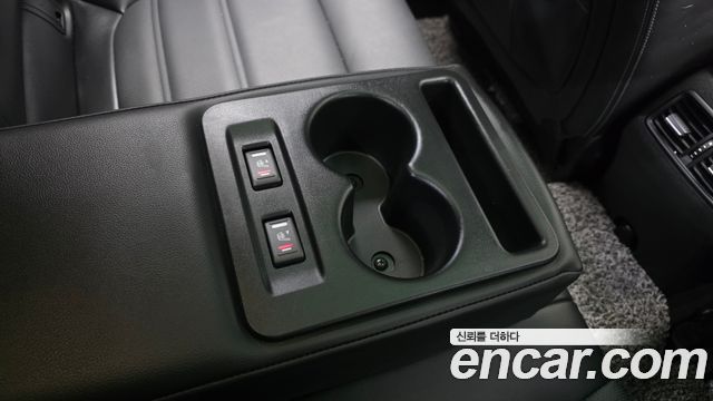 Renault Korea SM6 2019 — photo 24